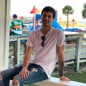 Meet your Posher, Gabe